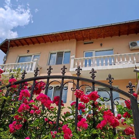 Family Hotel Velevi Velingrado Exterior foto