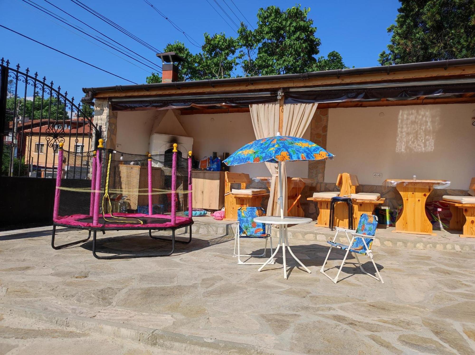 Family Hotel Velevi Velingrado Exterior foto